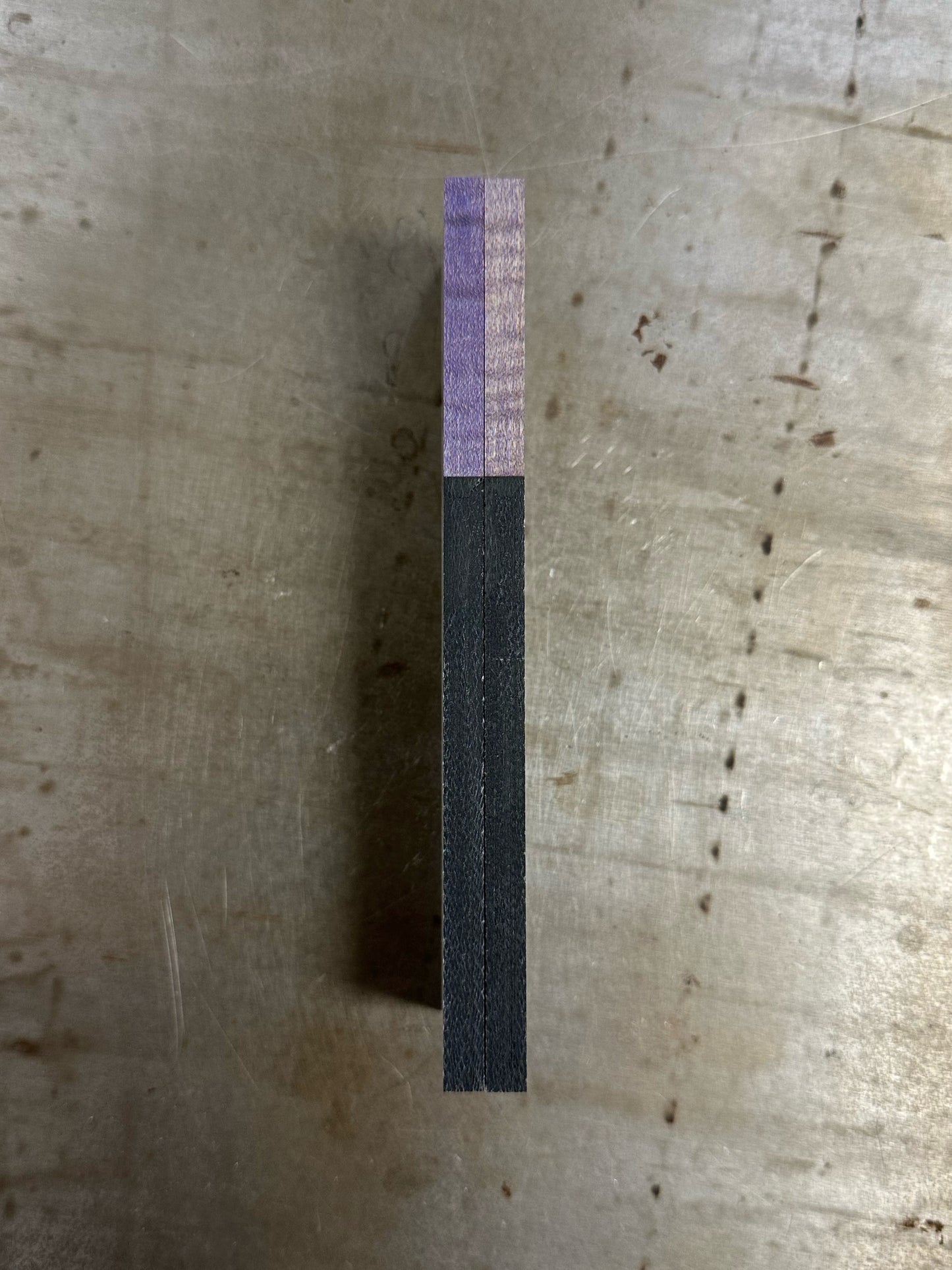 Micarta + Stabilized wood no Liner/Spacer