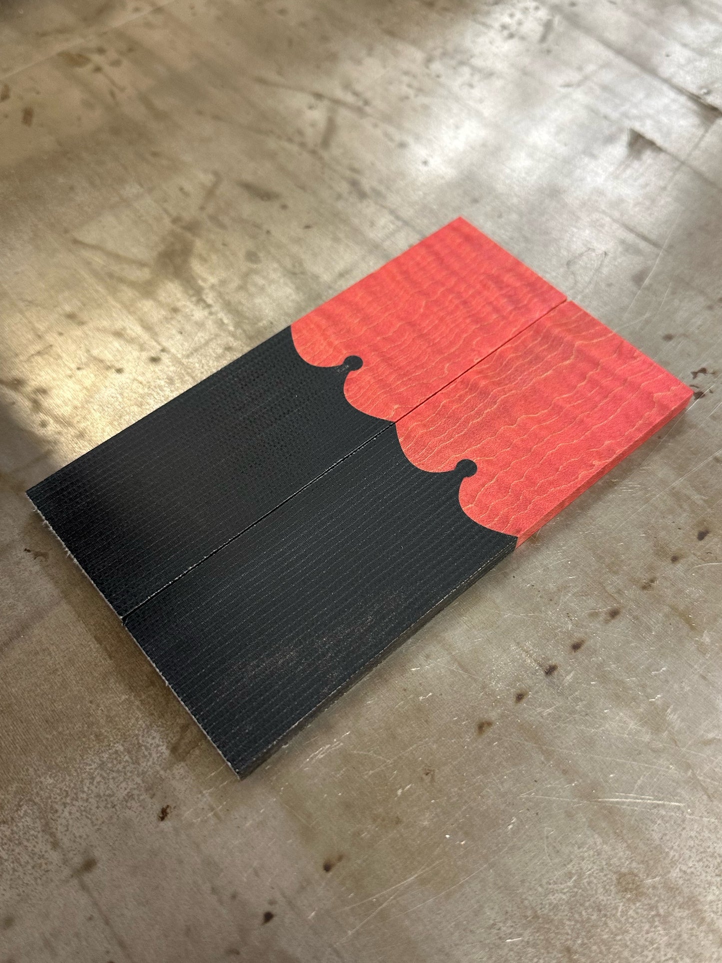 Keyhole Micarta + Stabilized wood no Liner/Spacer