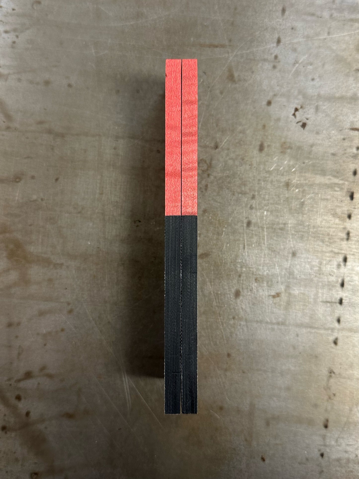 Keyhole Micarta + Stabilized wood no Liner/Spacer