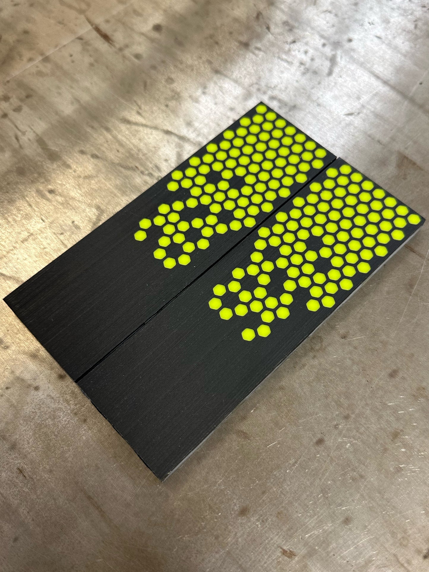 Black Paper Micarta Wasabi Hex