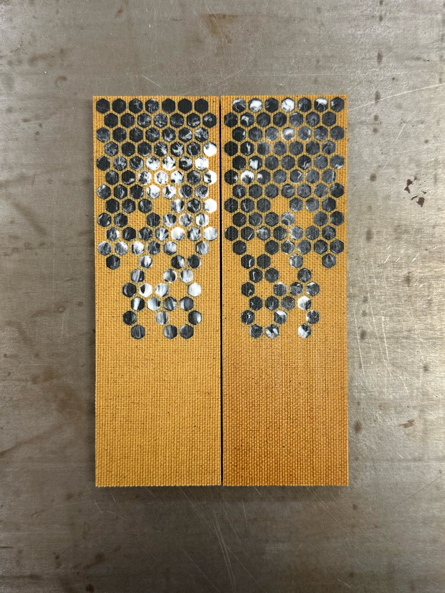 Canvas Micarta Black/White Hex