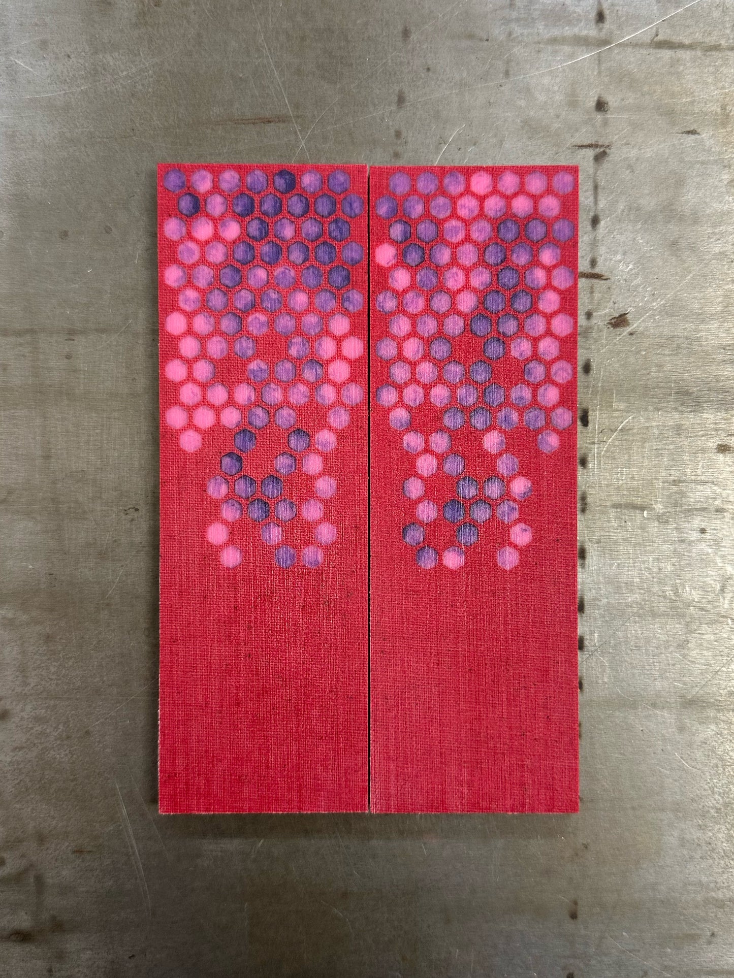 Red Linen Micarta Pink/Purple Hex