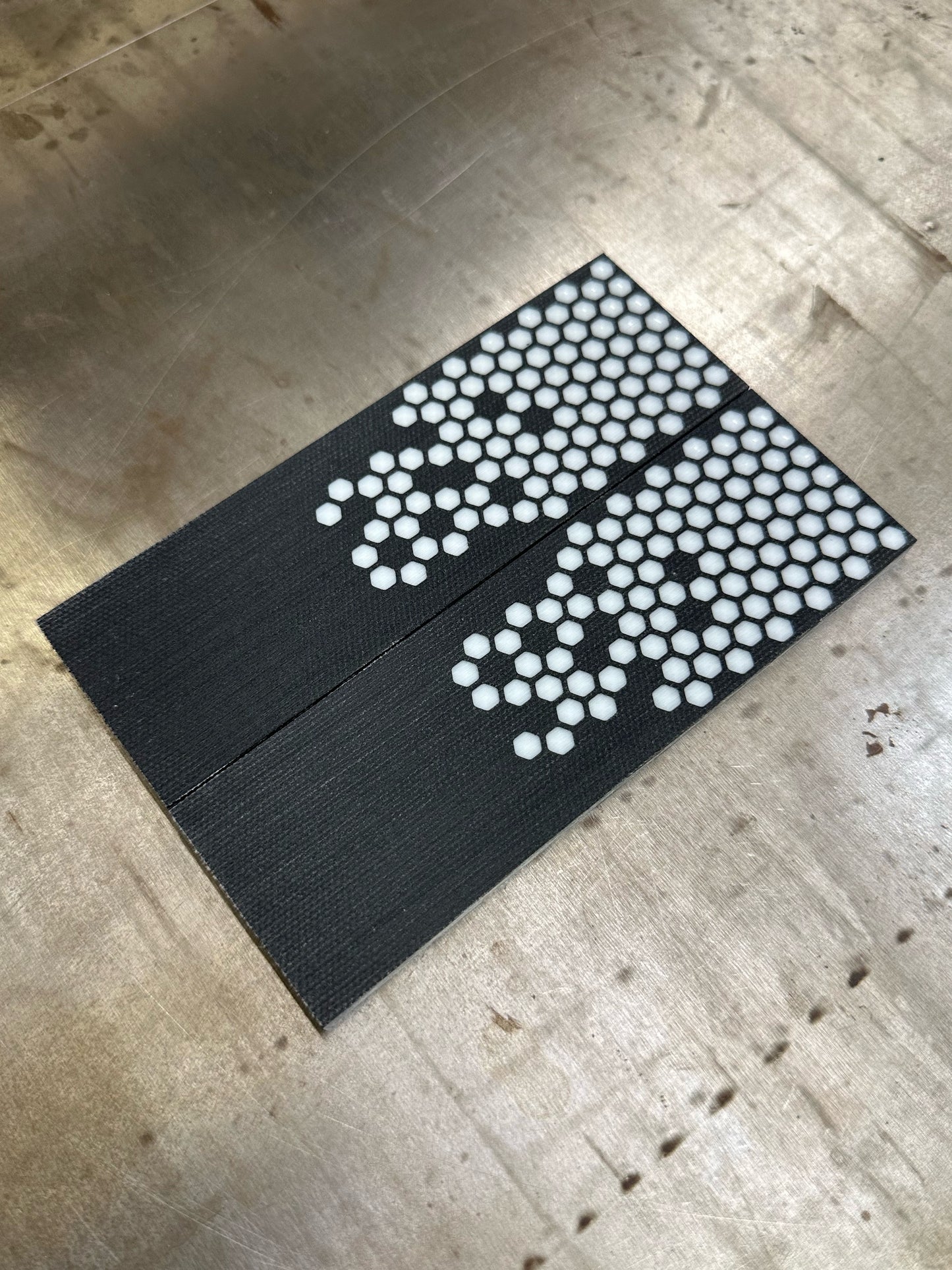 Black Canvas Micarta White Hex