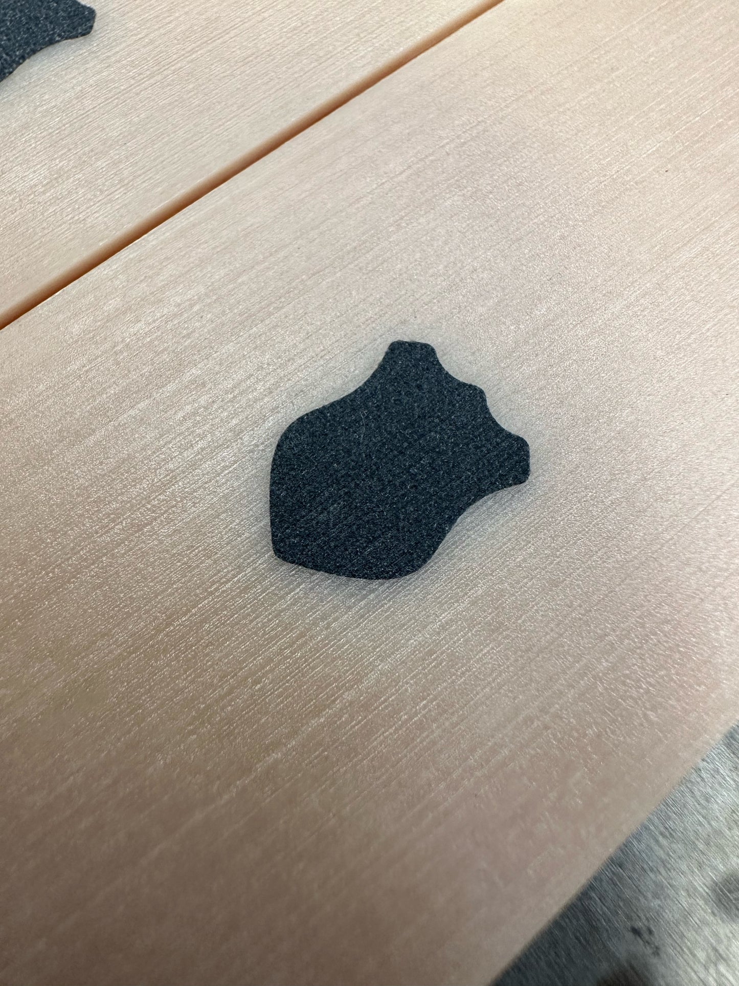 Aged Bone Paper w/double red lines micarta inlaid with Linen micarta no Liner/Spacer