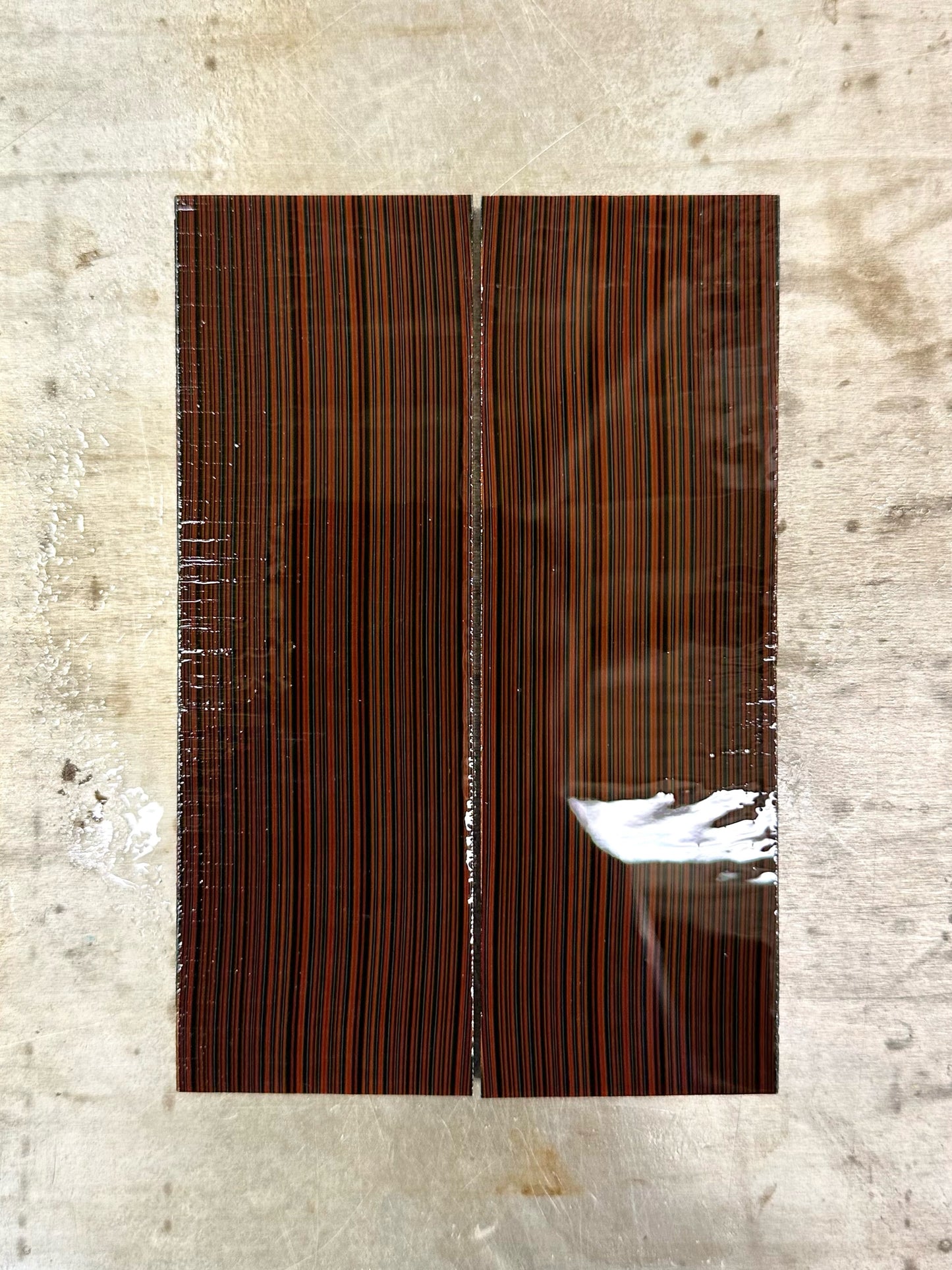 Y Paper Micarta crosscut