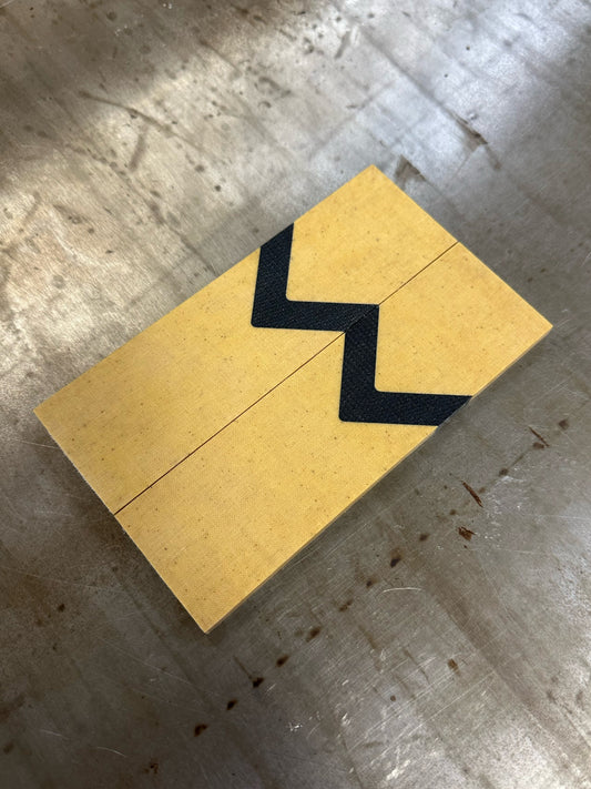 Natural Linen Micarta with Canvas Micarta Chevron pattern no Liner/Spacer